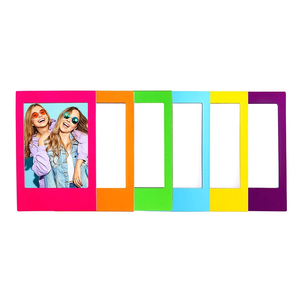 Magnetic photo frame